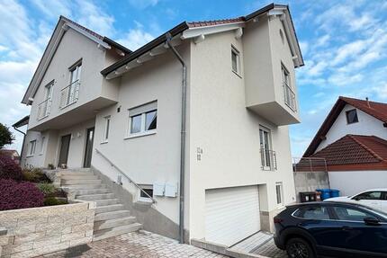 Haus Rodenbach - 4 Zimmer, 190 m&sup2;, 1.900&euro; | Angebot:24771655