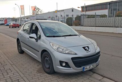Peugeot 207 220.000 km 1.950 &euro; Neustadt/Wstr. 67433