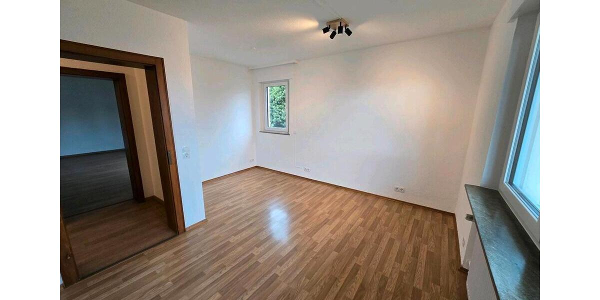 Etagenwohnung Landstuhl - 4 Zimmer, 84 m&sup2;, 800&euro; | Angebot:26669828