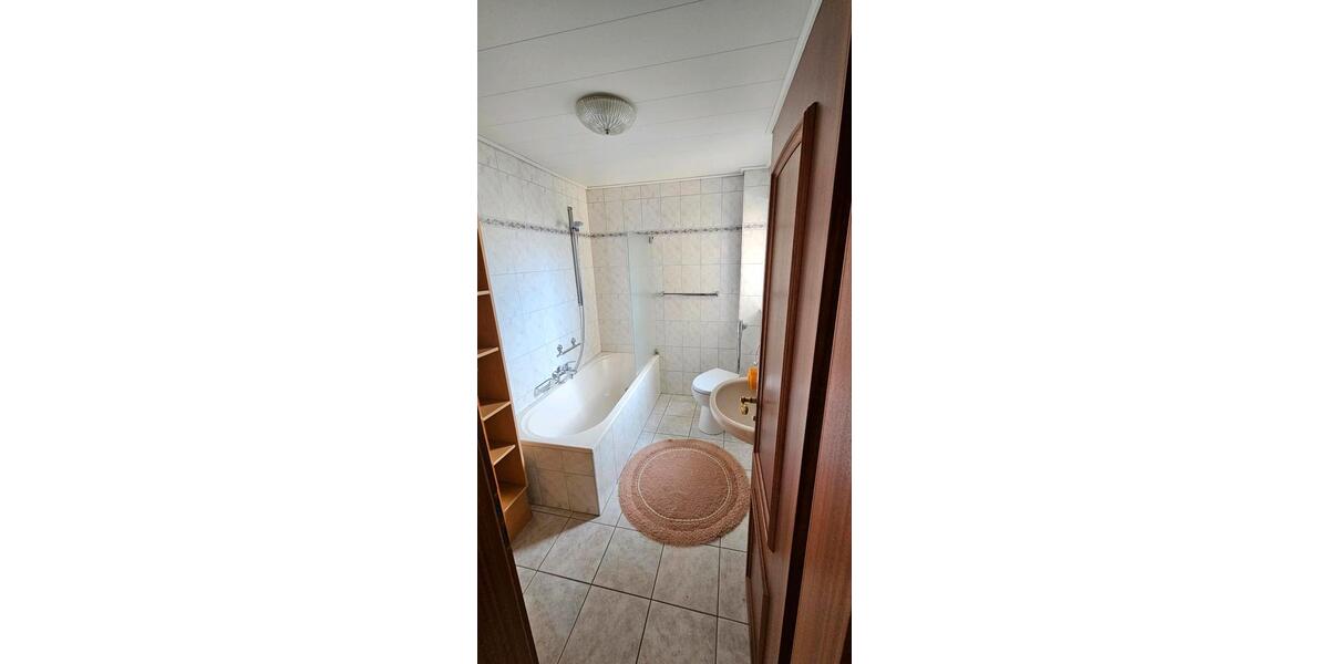 Etagenwohnung Landstuhl - 3 Zimmer, 89 m&sup2;, 720&euro; | Angebot:25978905