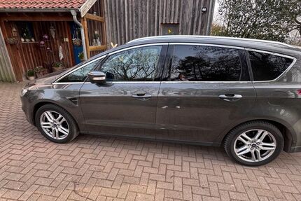 Ford S-Max 56.700 km 17.700 &euro; Hütschenhausen 66882