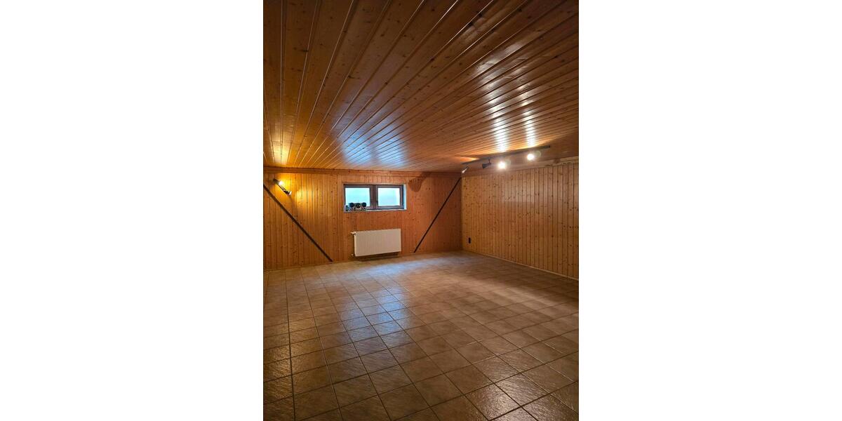 Einfamilienhaus Göllheim - 7 Zimmer, 260 m&sup2;, 685.000&euro; | Angebot:22569135