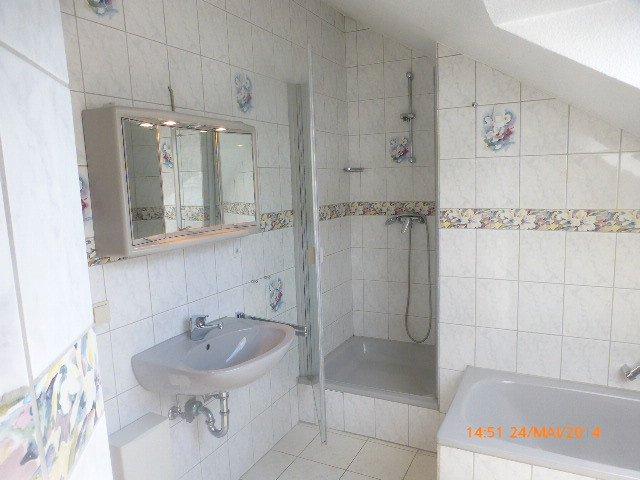 Etagenwohnung Weilerbach - 7 Zimmer, 144 m&sup2;, 880&euro; | Angebot:26610573