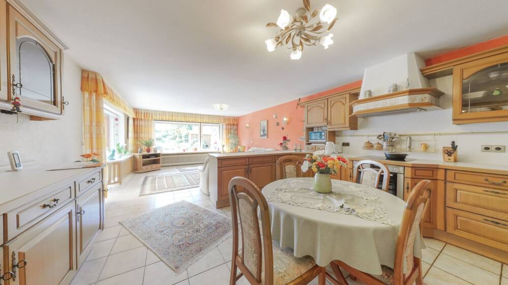 Bungalow Jettenbach - 5 Zimmer, 167 m&sup2;, 320.000&euro; | Angebot:26217582