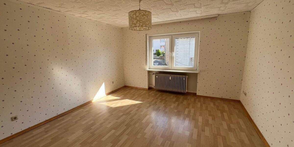 Mehrfamilienhaus, Wohnhaus Becherbach - 7 Zimmer, 241 m&sup2;, 149.000&euro; | Angebot:25741733