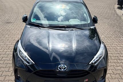 Toyota Yaris 13.450 km 16.699 &euro; Winnweiler 67722
