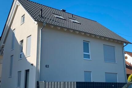 Einfamilienhaus mit Garage