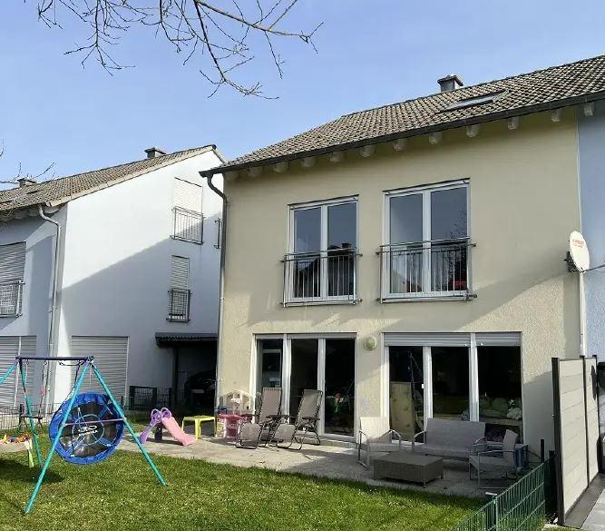 Doppelhaushälfte Rodenbach - 6 Zimmer, 186 m&sup2;, 405.000&euro; | Angebot:26365594
