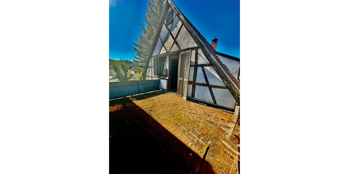 Einfamilienhaus Hauenstein - 7 Zimmer, 193 m&sup2;, 149.000&euro; | Angebot:25362902