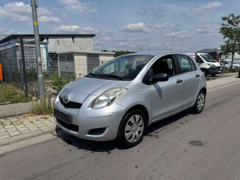 Yaris