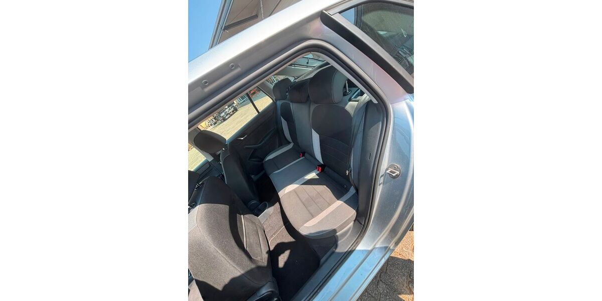 Skoda Rapid 285.861 km 3.600 &euro; Ramstein - Miesenbach 66878