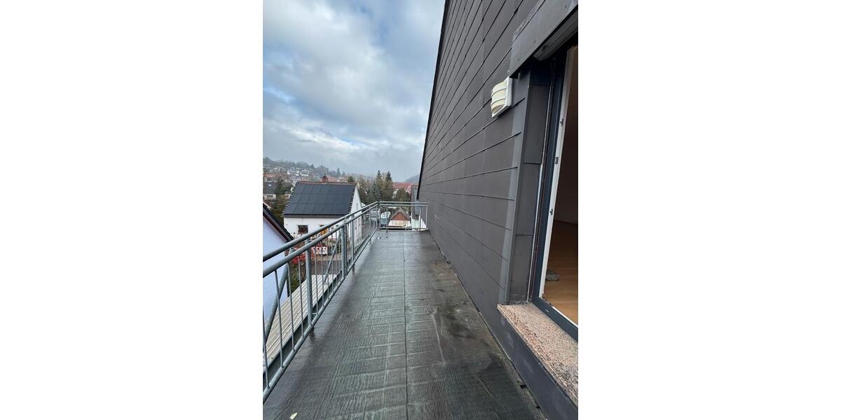 Dachgeschoßwohnung Kaiserslautern Betzenberg - 4 Zimmer, 110 m&sup2;, 950&euro; | Angebot:24841764