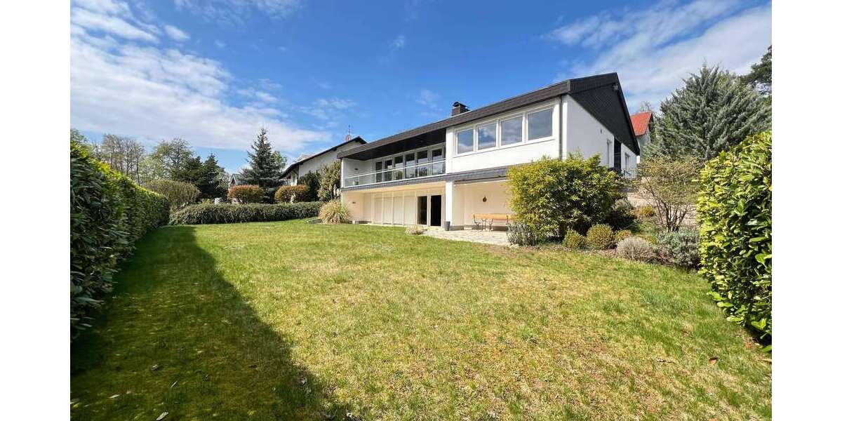 Einfamilienhaus Enkenbach-Alsenborn Alsenborn - 5 Zimmer, 300 m&sup2;, 2.400&euro; | Angebot:26359177