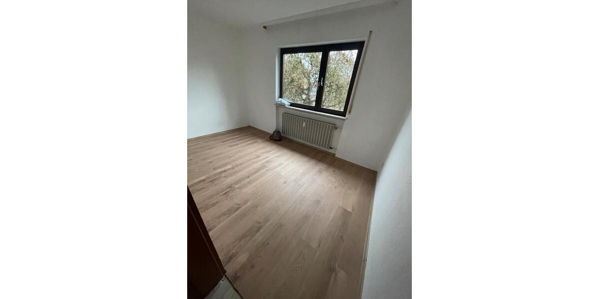 Etagenwohnung Meisenheim - 4 Zimmer, 80 m&sup2;, 1.050&euro; | Angebot:27615438
