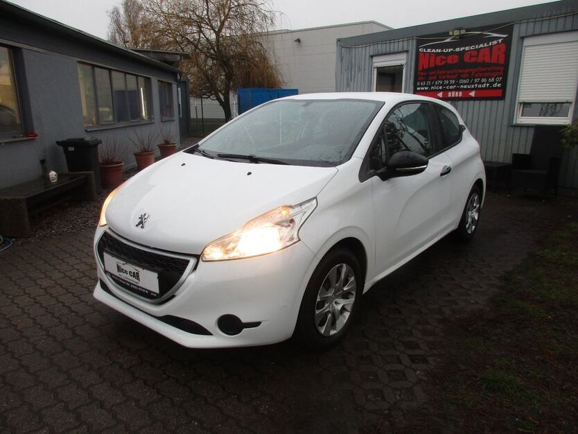 Peugeot 208 113.000 km 3.999 € Neustadt an der Weinstrasse 67433