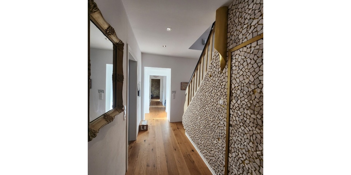 Stilvoll renovierte Doppelhaushälfte aus Sandstein in naturnaher Lage von Kaiserslautern-Morlautern 6 zimmer