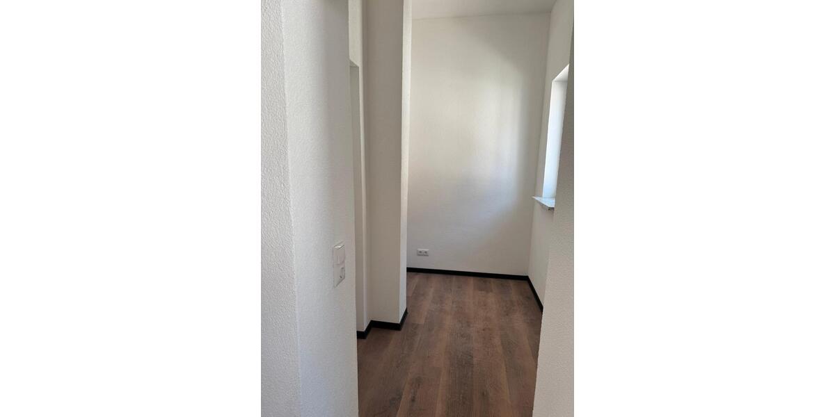 Etagenwohnung Kaiserslautern - 4 Zimmer, 65 m&sup2;, 920&euro; | Angebot:26269185