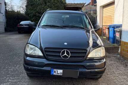 Mercedes-Benz ML 270 279.100 km 3.400 &euro; Kaiserslautern 67655