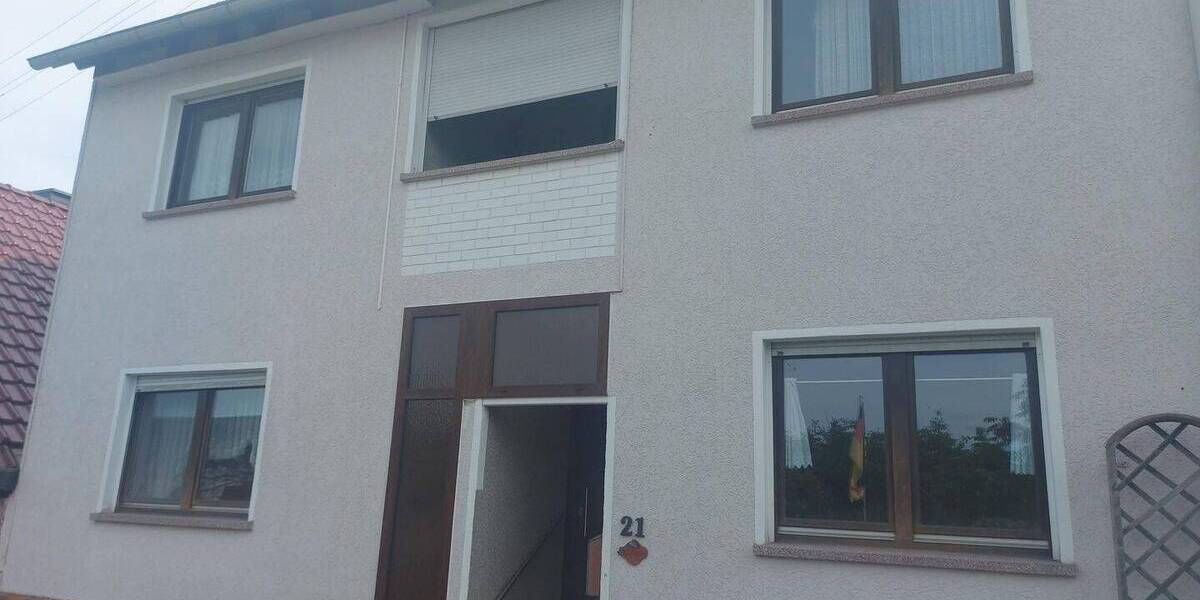 Reihenmittelhaus Callbach - 4 Zimmer, 100 m&sup2;, 69.900&euro; | Angebot:25683705