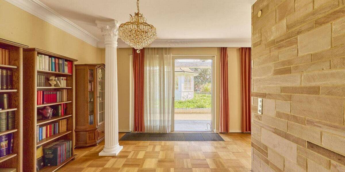Einfamilienhaus Bad Dürkheim - 8 Zimmer, 290 m&sup2;, 975.000&euro; | Angebot:26486631