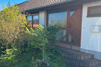 Haus Kaiserslautern Engelshof - 4 Zimmer, 150 m&sup2;, 1.500&euro; | Angebot:27668578