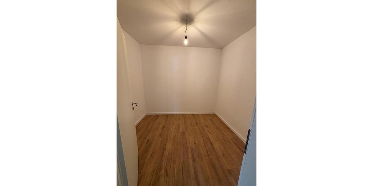 Einfamilienhaus Lambrecht (Pfalz) - 6 Zimmer, 131 m&sup2;, 385.000&euro; | Angebot:26975770