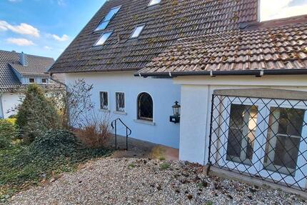Haus Kaiserslautern Bahnheim - 5 Zimmer, 185 m&sup2;, 1.580&euro; | Angebot:26576249