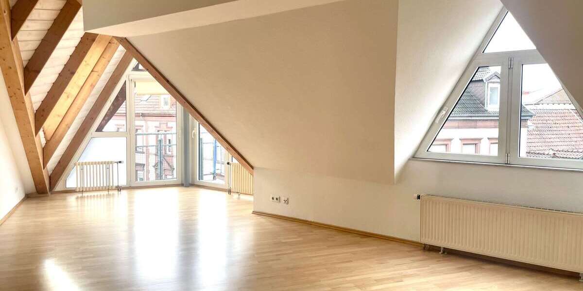 Etagenwohnung Kaiserslautern Betzenberg - 3 Zimmer, 80 m&sup2;, 720&euro; | Angebot:25257834