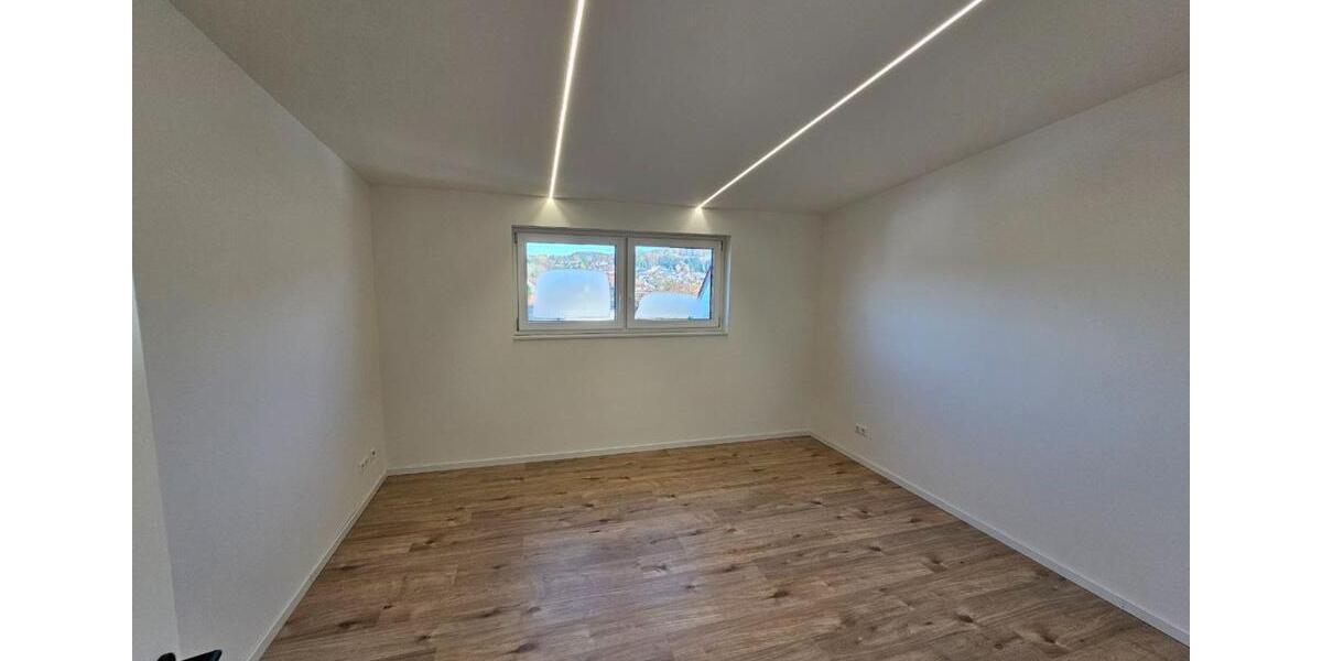 Dachgeschoßwohnung Bruchmühlbach-Miesau Miesau - 2 Zimmer, 64 m&sup2;, 205.000&euro; | Angebot:25755064