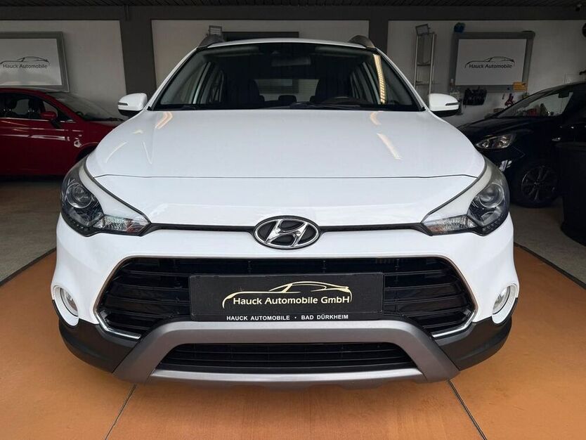 i20