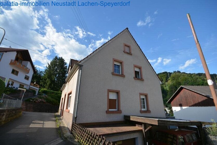 Wohnen für 2 Familien unterhalb der Burg 8 zimmer