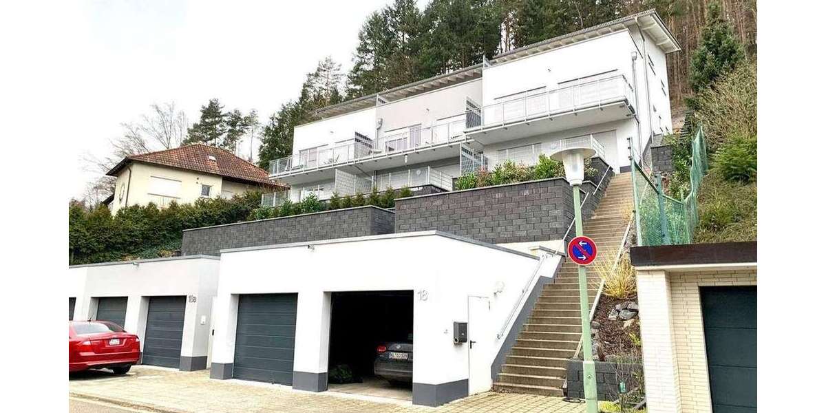Einfamilienhaus Kaiserslautern Vogelweh - 7 Zimmer, 215 m&sup2;, 2.500&euro; | Angebot:25301346
