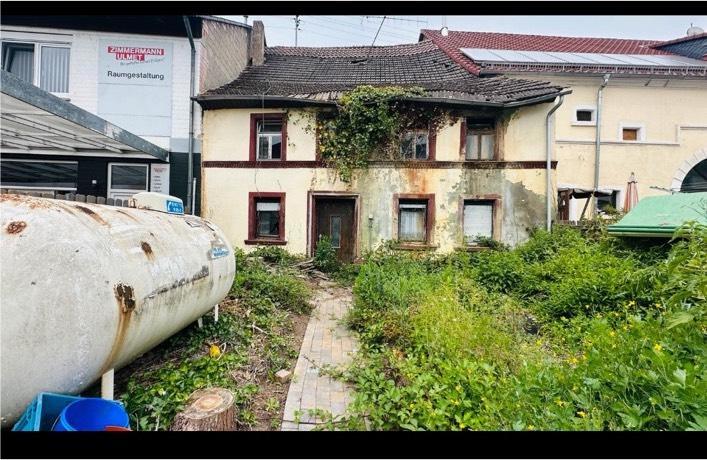 Reihenhaus Rammelsbach - 9 Zimmer, 190 m&sup2;, 25.000&euro; | Angebot:27055295