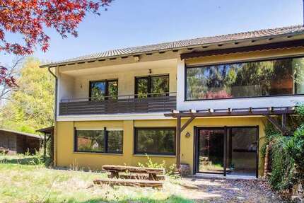 Haus Kaiserslautern Bahnheim - 6 Zimmer, 212 m&sup2;, 275.000&euro; | Angebot:25931101