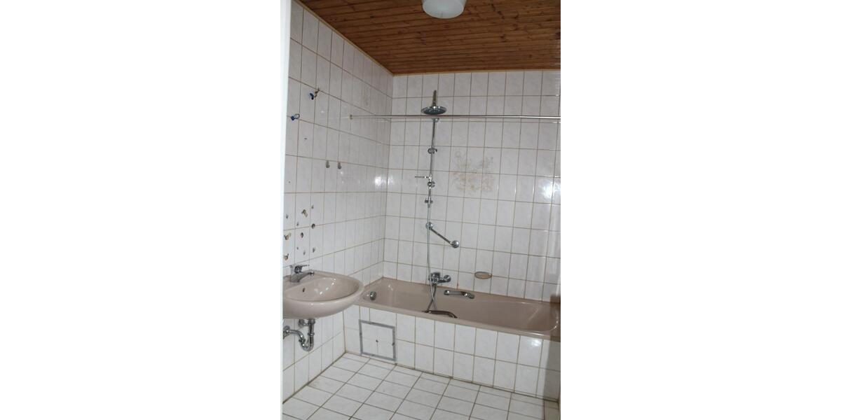 Mehrfamilienhaus, Wohnhaus Kaiserslautern Bahnheim - 6 Zimmer, 200 m&sup2;, 350.000&euro; | Angebot:26368374