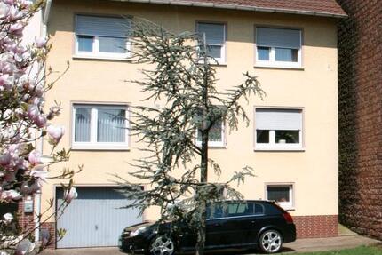 Haus Kaiserslautern Einsiedlerhof - 7 Zimmer, 160 m&sup2;, 310.000&euro; | Angebot:27447033