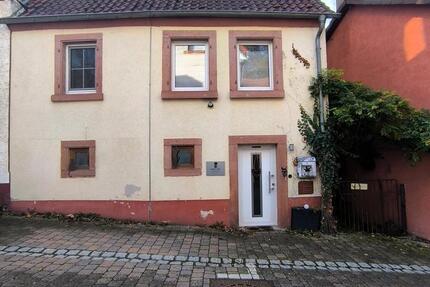 Charmantes Altstadthaus mit Garten 4 zimmer