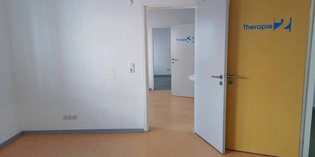 Gewerbeobjekt Kaiserslautern Innenstadt - 1 Zimmer, 130 m&sup2;, 1.200&euro; | Angebot:24114882