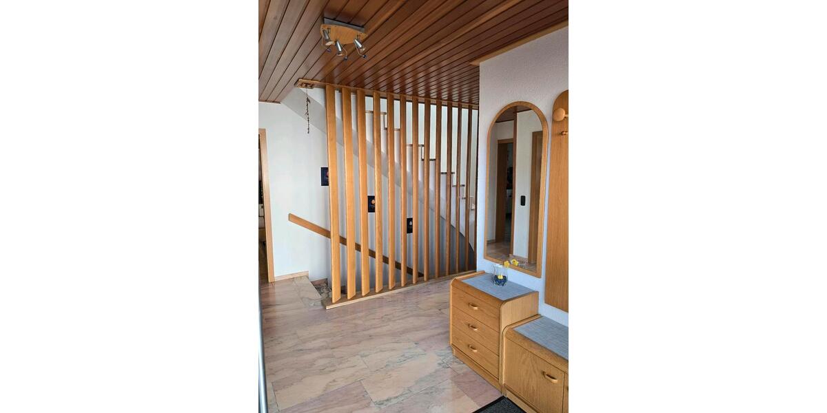 Einfamilienhaus Göllheim - 7 Zimmer, 260 m&sup2;, 685.000&euro; | Angebot:22569135