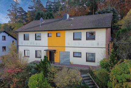 KL - Wiesenthalerhof: Freistehendes Einfamilienhaus m. großem Garten u. Doppelgarage in Waldrandlage 5 zimmer