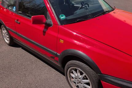 VW Golf 243.000 km 2.800 &euro; Carlsberg 67316