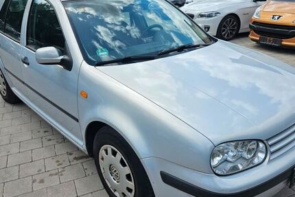 VW Golf