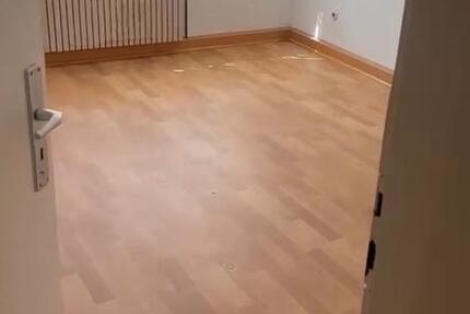 Wohnung Pirmasens - 4 Zimmer, 100 m&sup2;, 590&euro; | Angebot:27615549