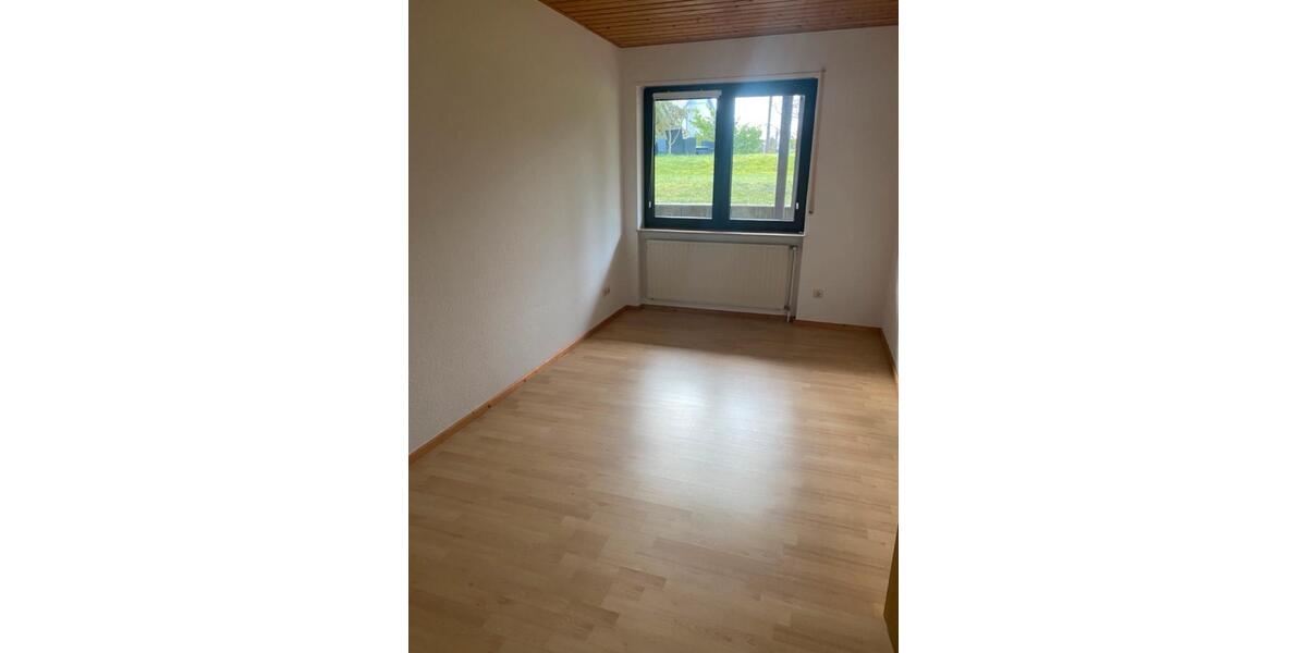 Erdgeschoßwohnung Otterberg - 4 Zimmer, 109 m&sup2;, 259.000&euro; | Angebot:27030677