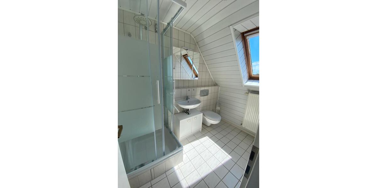 Dachgeschoßwohnung Katzweiler - 4 Zimmer, 114 m&sup2;, 950&euro; | Angebot:25305851