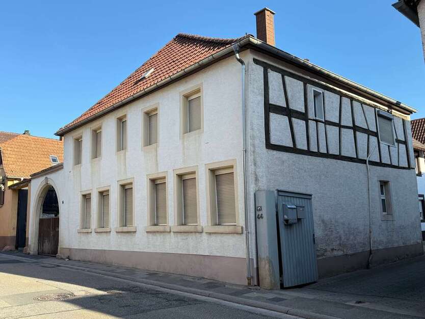 Haus zum Kaufen in Edenkoben 248.000 € 120 m²