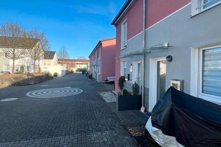 Haus Kaiserslautern - 3 Zimmer, 81 m&sup2;, 1.000&euro; | Angebot:26323065