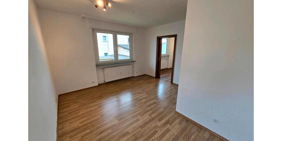 Etagenwohnung Landstuhl - 4 Zimmer, 84 m&sup2;, 800&euro; | Angebot:26669828