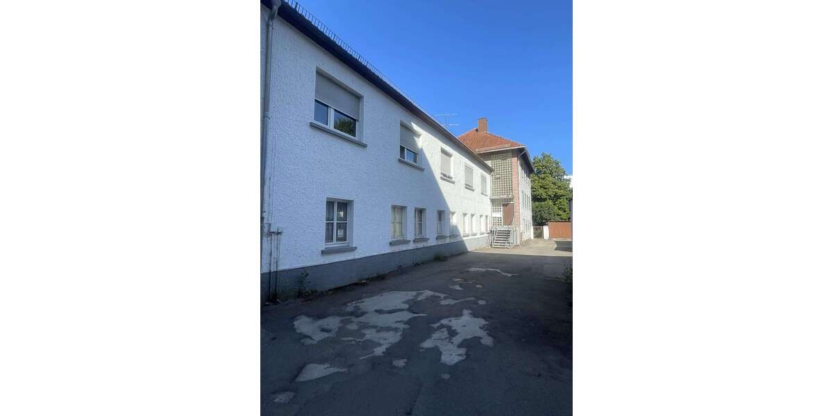 Wohnung zum Kaufen in Pirmasens 189.000 € 264 m² 9 zimmer