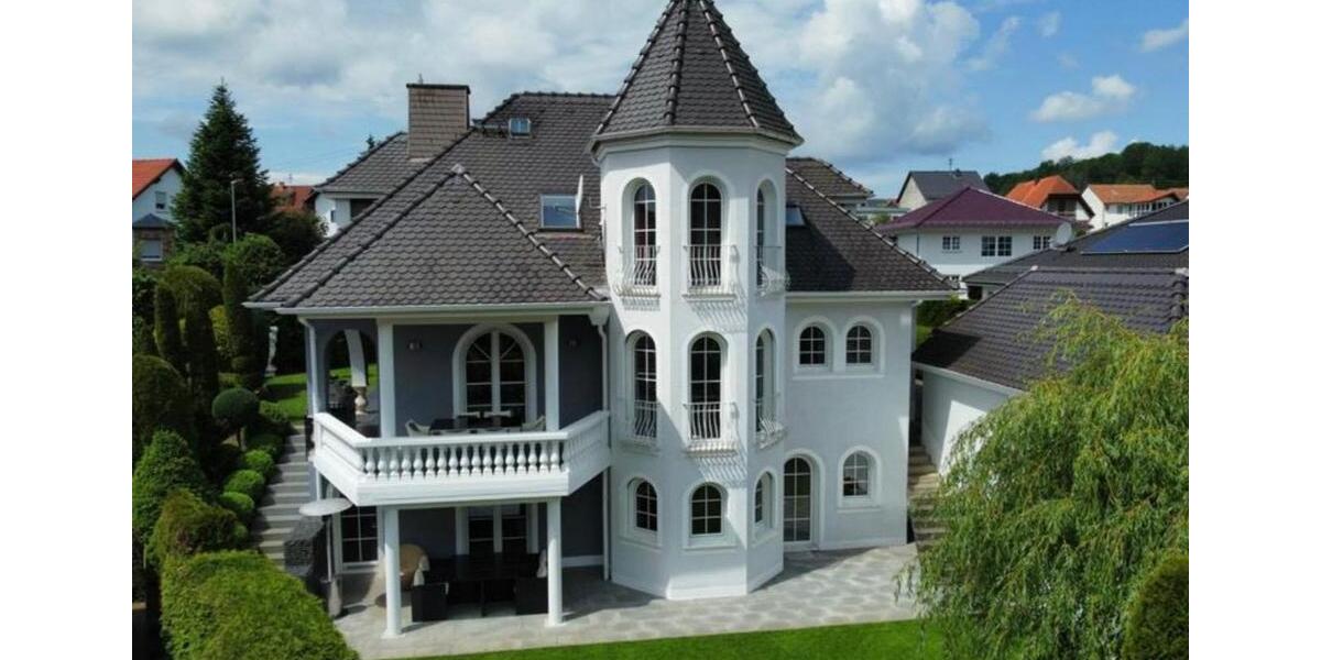 Villa Queidersbach - 12 Zimmer, 350 m&sup2;, 869.000&euro; | Angebot:26838502